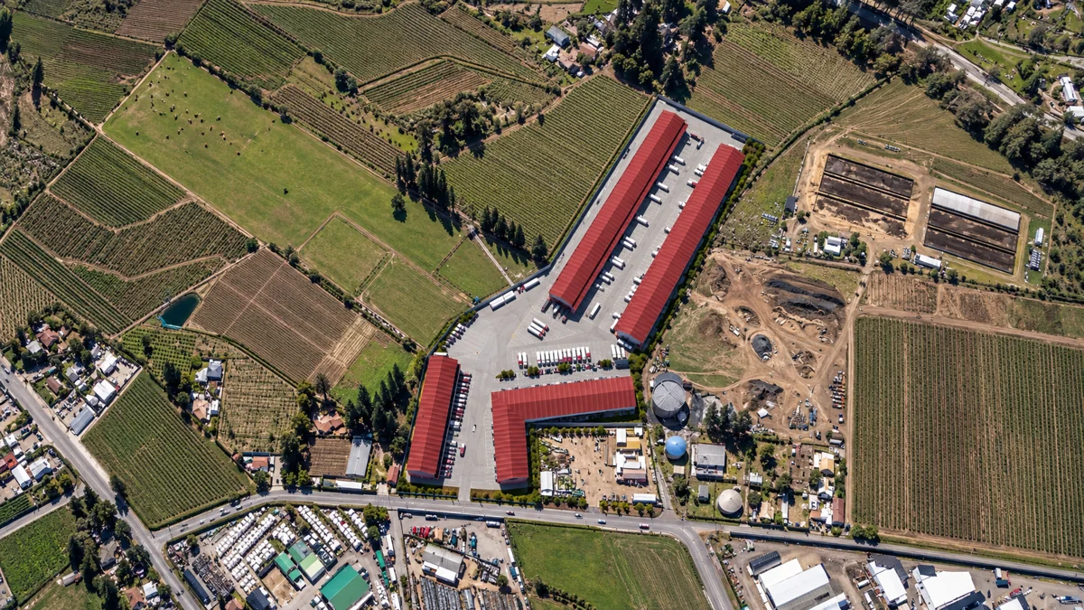 Centro logístico industrial San Eugenio — Vista drone