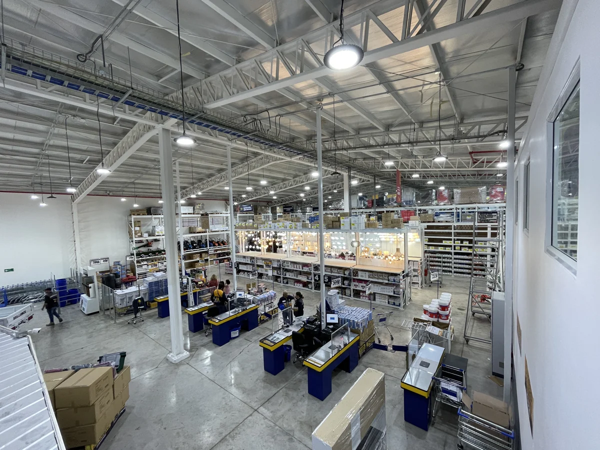 Construmart Curicó — Sala de ventas